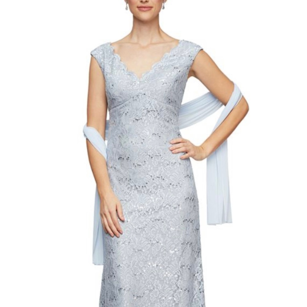 Alex Evenings  Long sleeveless fit and flare in dress light Blue with shawl Sz 6
